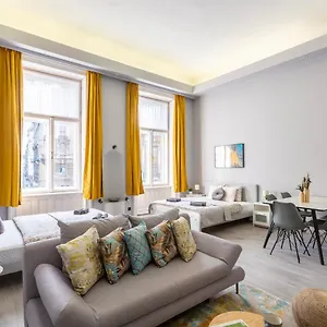Appartamento Downtown In The Heart Of, Budapest